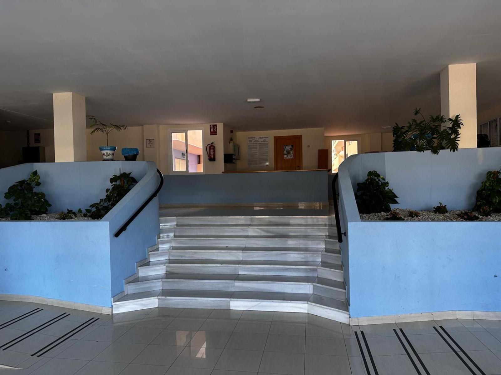 Luxurious Spacious Three Bedroom Apartment On Beachfront Almerimar Exterior photo
