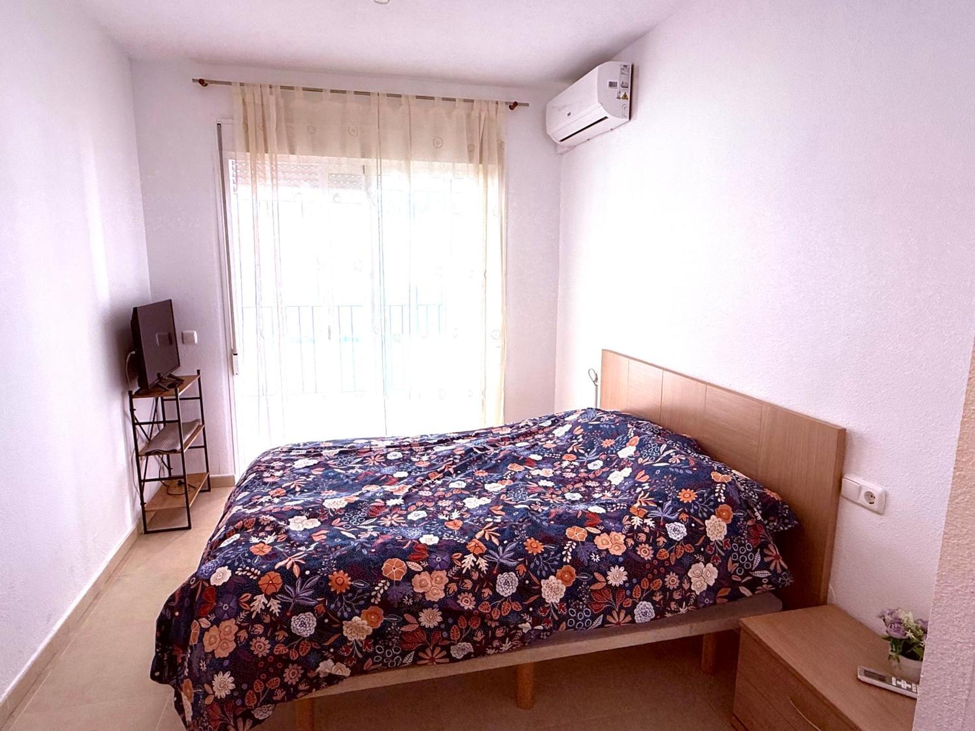 Luxurious Spacious Three Bedroom Apartment On Beachfront Almerimar Exterior photo
